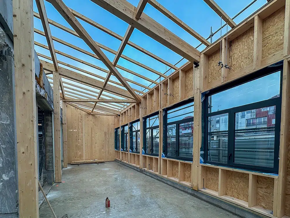 pose menuiseries aluminium chantier école Beauvais